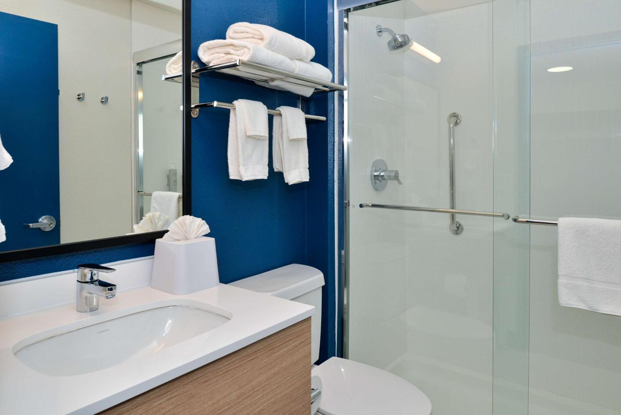 Spark By Hilton Dallas Market Center Екстер'єр фото