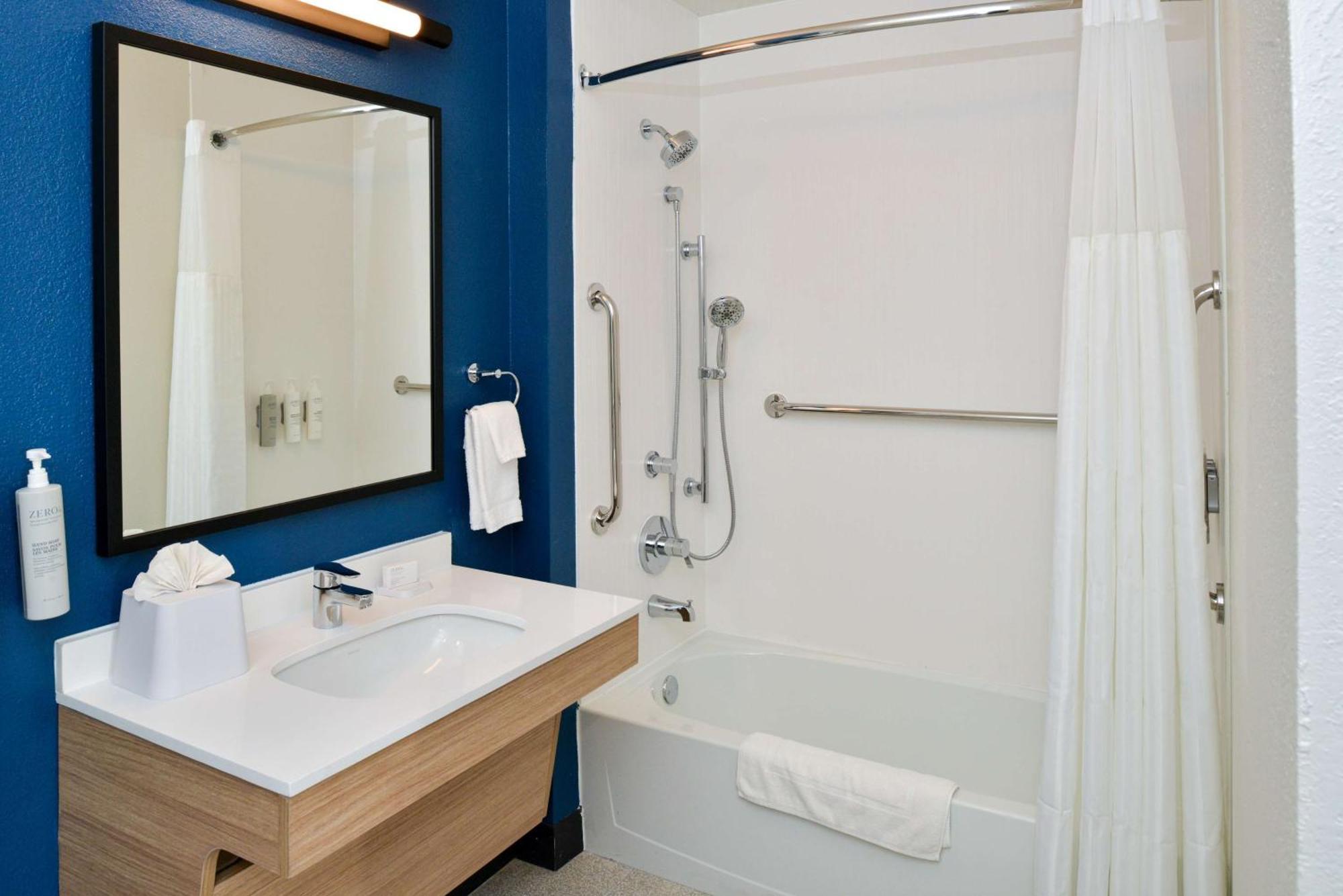 Spark By Hilton Dallas Market Center Екстер'єр фото