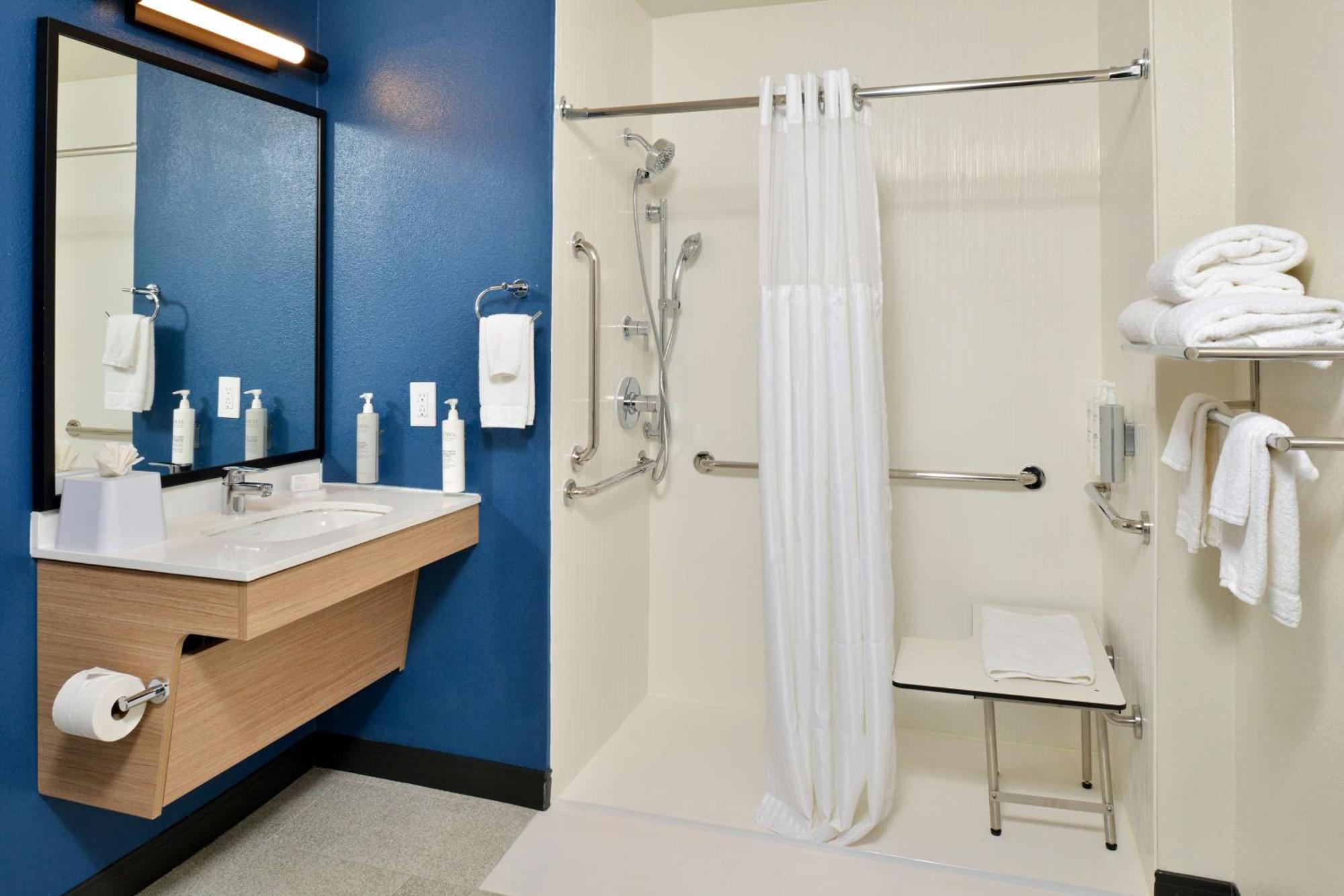 Spark By Hilton Dallas Market Center Екстер'єр фото